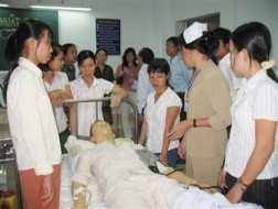 Tập trung đưa y tá sang Nhật