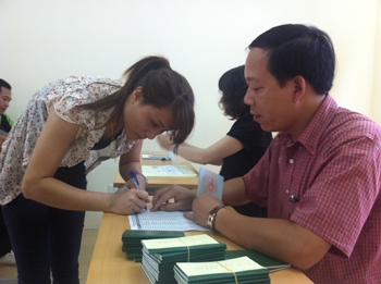 Xuất khẩu lao động tại Hàn Quốc: Khắc phục tình trạng bỏ trốn bằng việc giữ lại 15% lương!